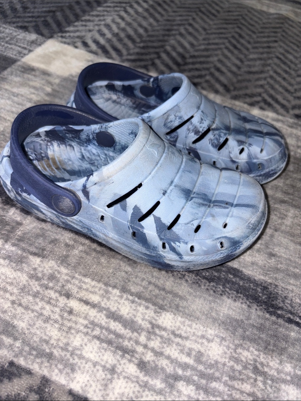 Kids Light Blue Marble Slip-On Sandals with Navy Heel Strap